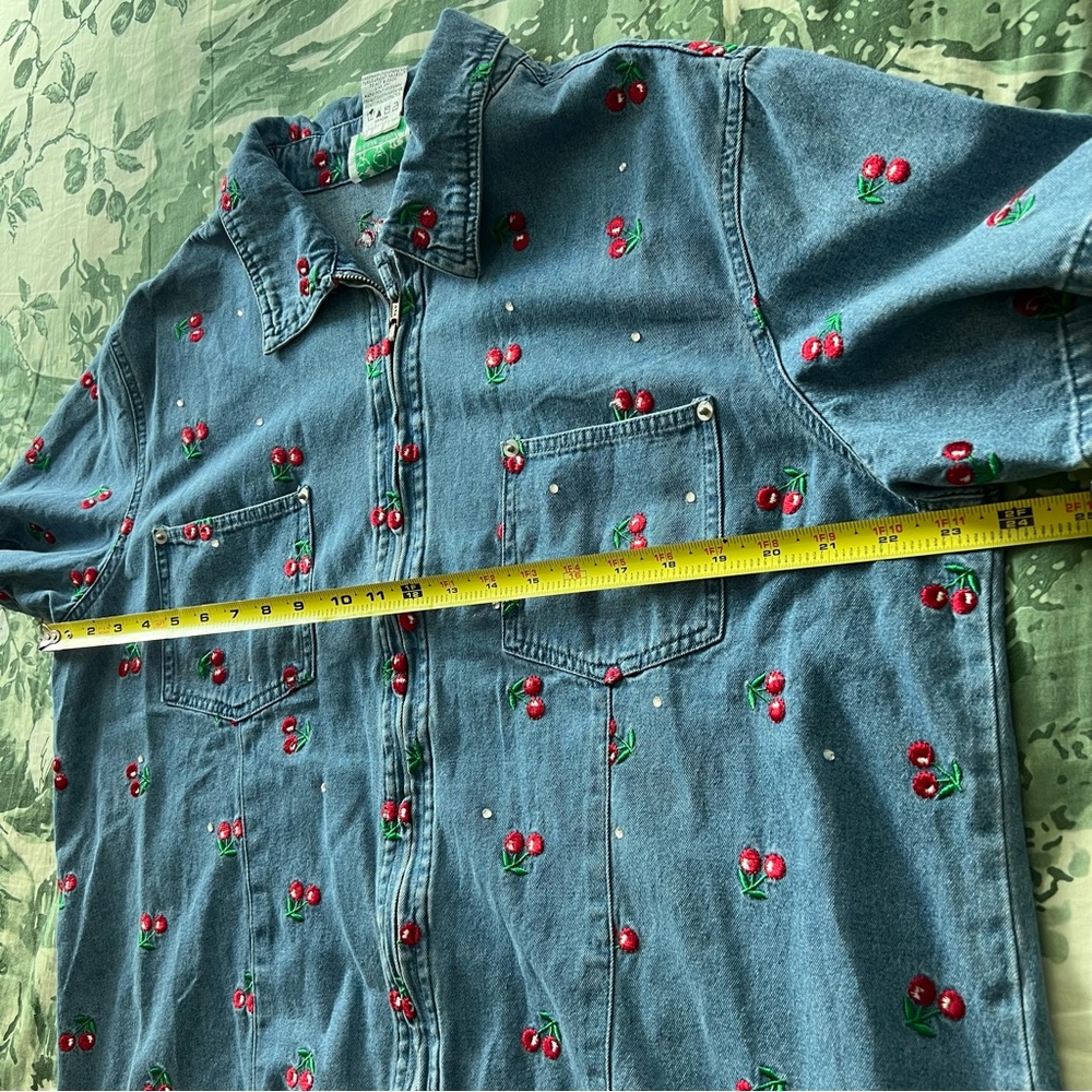 Vintage Cherry Embroidered Denim Jacket Shirt The Quacker Factory - Picture 12 of 13